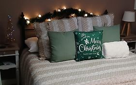 Maison De Berry Bed & Breakfast