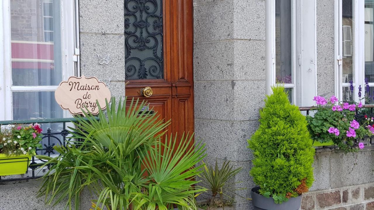 Maison De Berry Bed & Breakfast Villedieu-les-Poëles Esterno foto